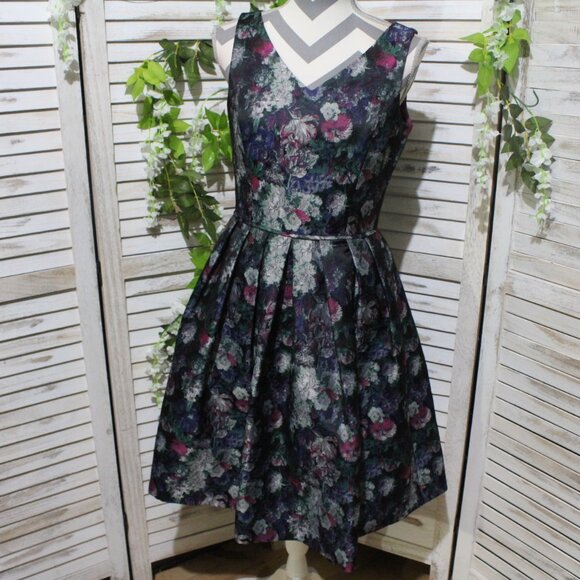 Tahari Dresses & Skirts - Tahari Jacquard Floral Fit and Flare Dress (1415)